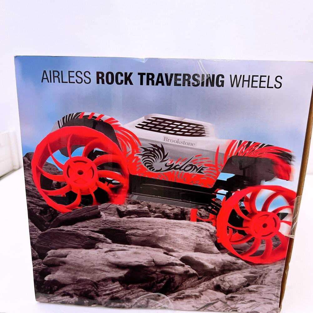 Brookstone Cyclone Big Wheel 7.4V Powerful Engine Terrain RC Remote Control Toy - Picture 6 of 12
